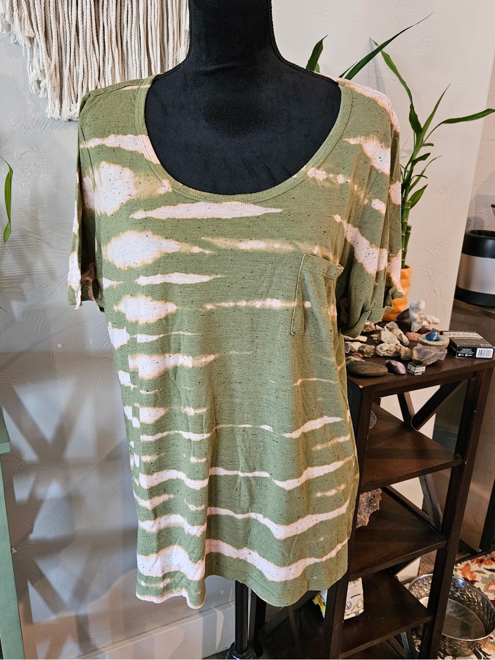 just be Olive Tie-Dye Pocket Tee - Women's